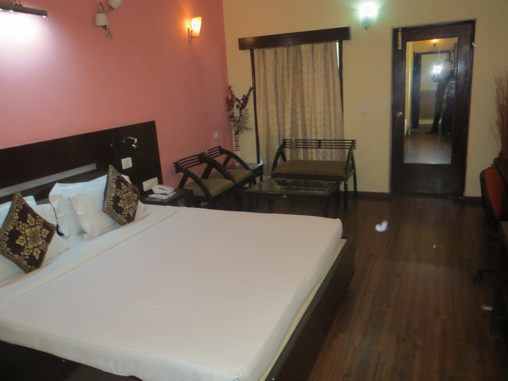 Green Villa Bed & Breakfast New Delhi Exterior foto
