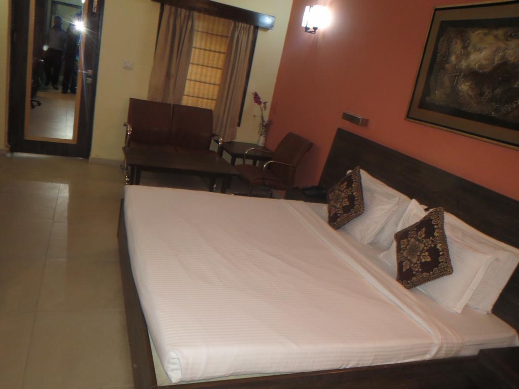 Green Villa Bed & Breakfast New Delhi Exterior foto